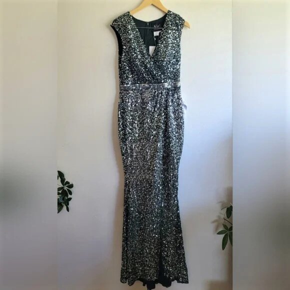 NWT Mac Duggal Forest Green Sequin Embellished Thigh-High Trumpet Gown MSRP $450 - Picture 8 of 8
